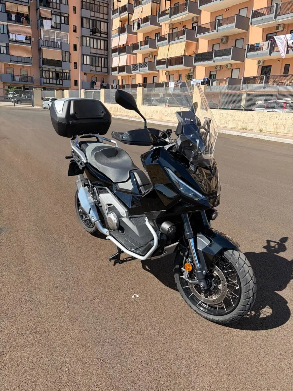 Honda X-ADV 750 Travel (2025 - 26) (2)