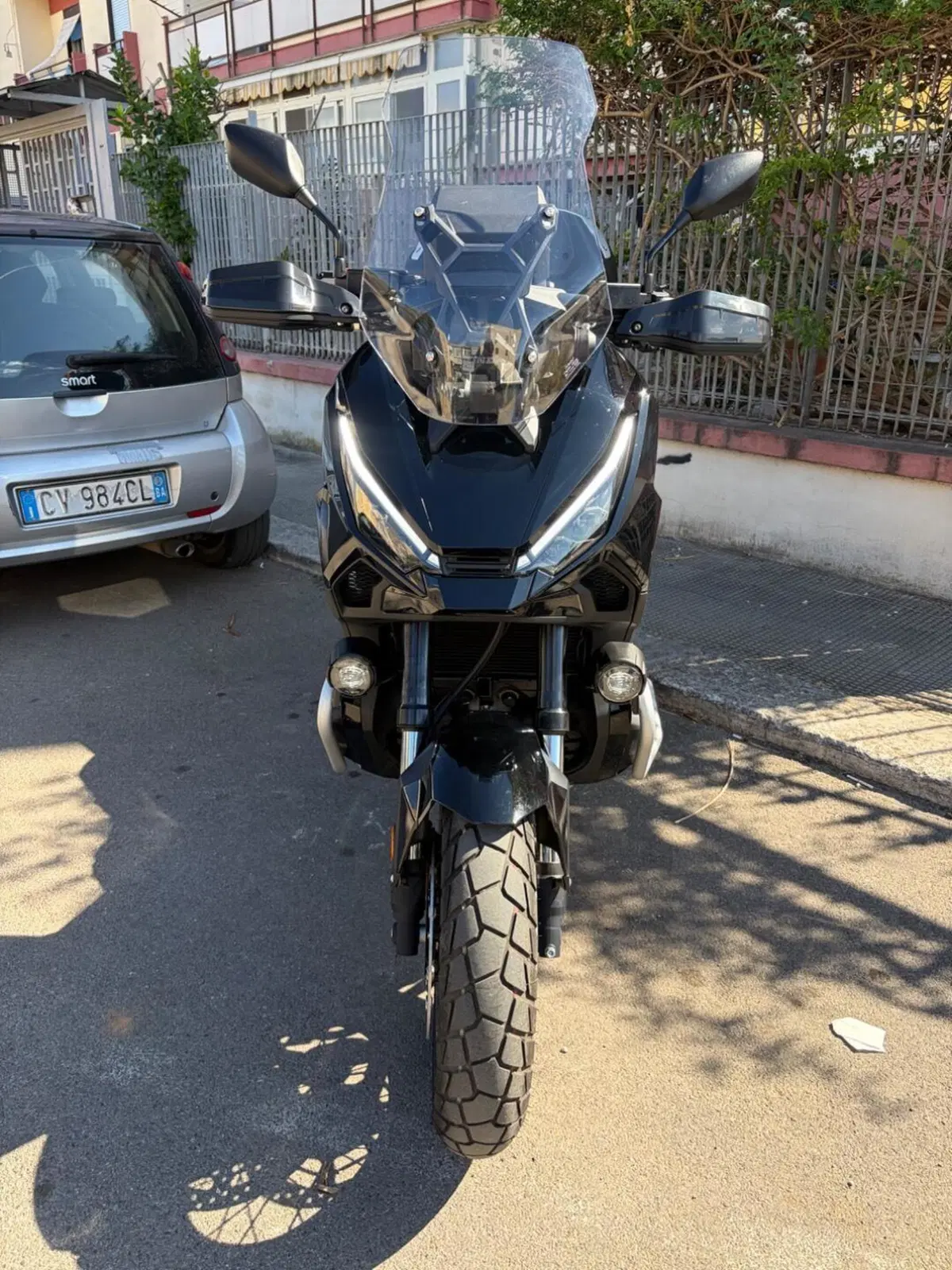 Honda X-ADV 750 Travel (2025 - 26) (3)