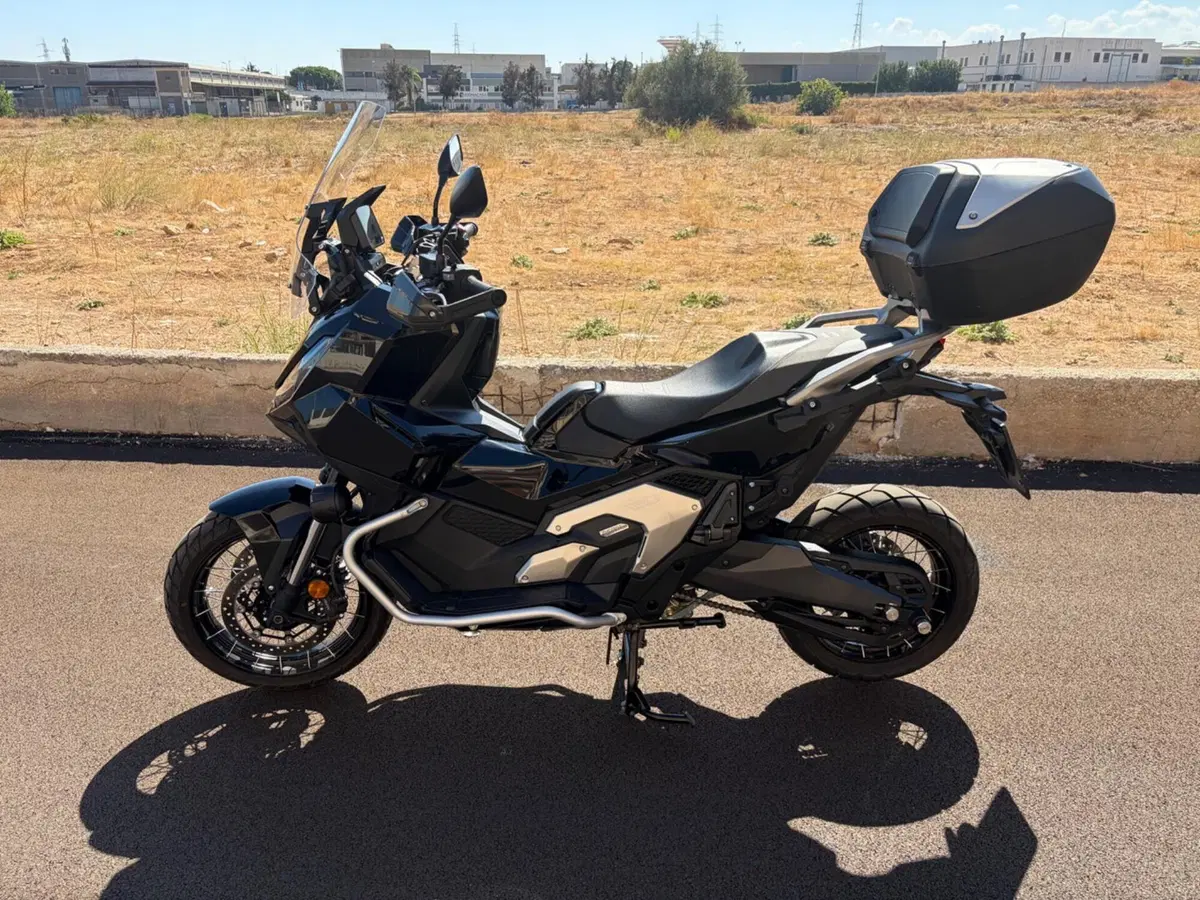 Honda X-ADV 750 Travel (2025 - 26) (5)