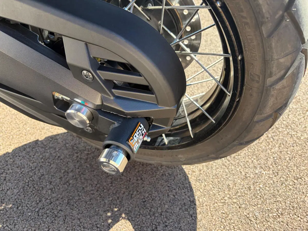 Honda X-ADV 750 Travel (2025 - 26) (10)