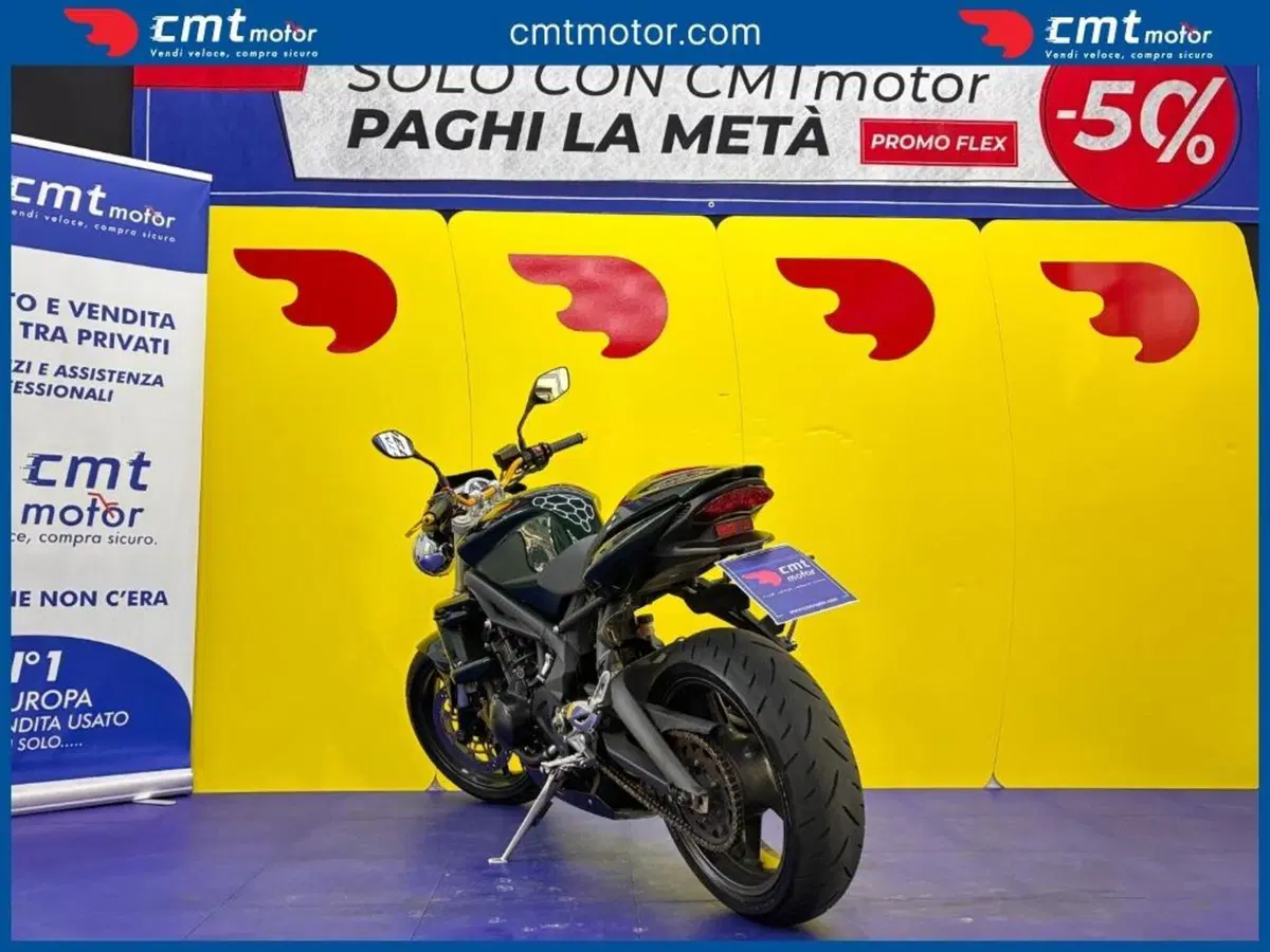 Triumph Street Triple (2007 - 12) (6)