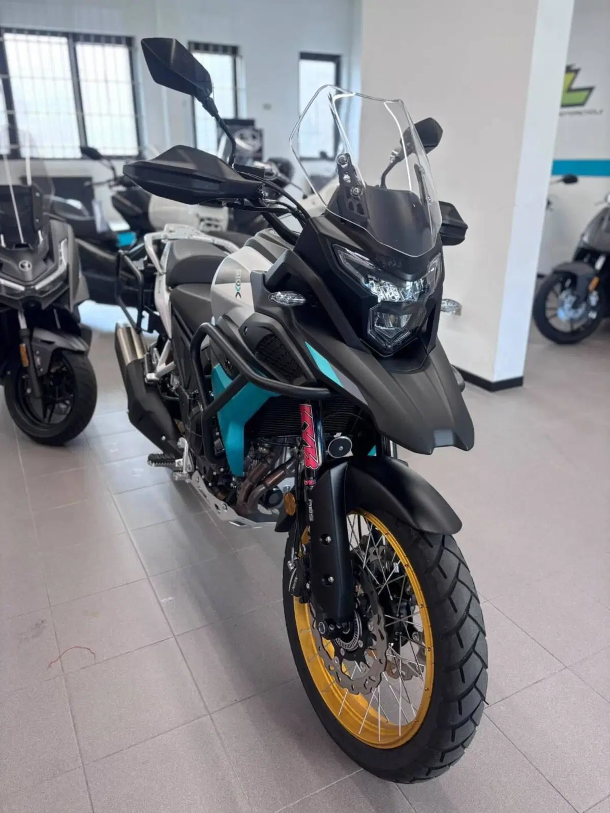Kove 510X Touring (2025 - 26) (2)