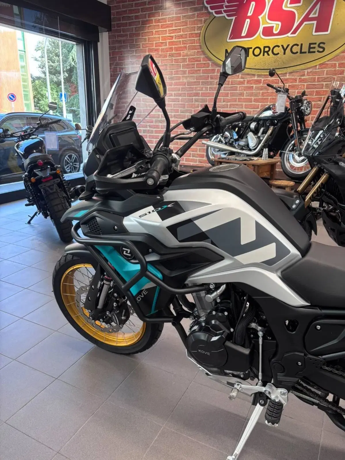 Kove 510X Touring (2025 - 26) (5)