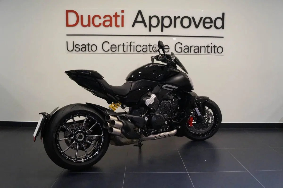 Ducati Diavel V4 (2023 - 26) (4)