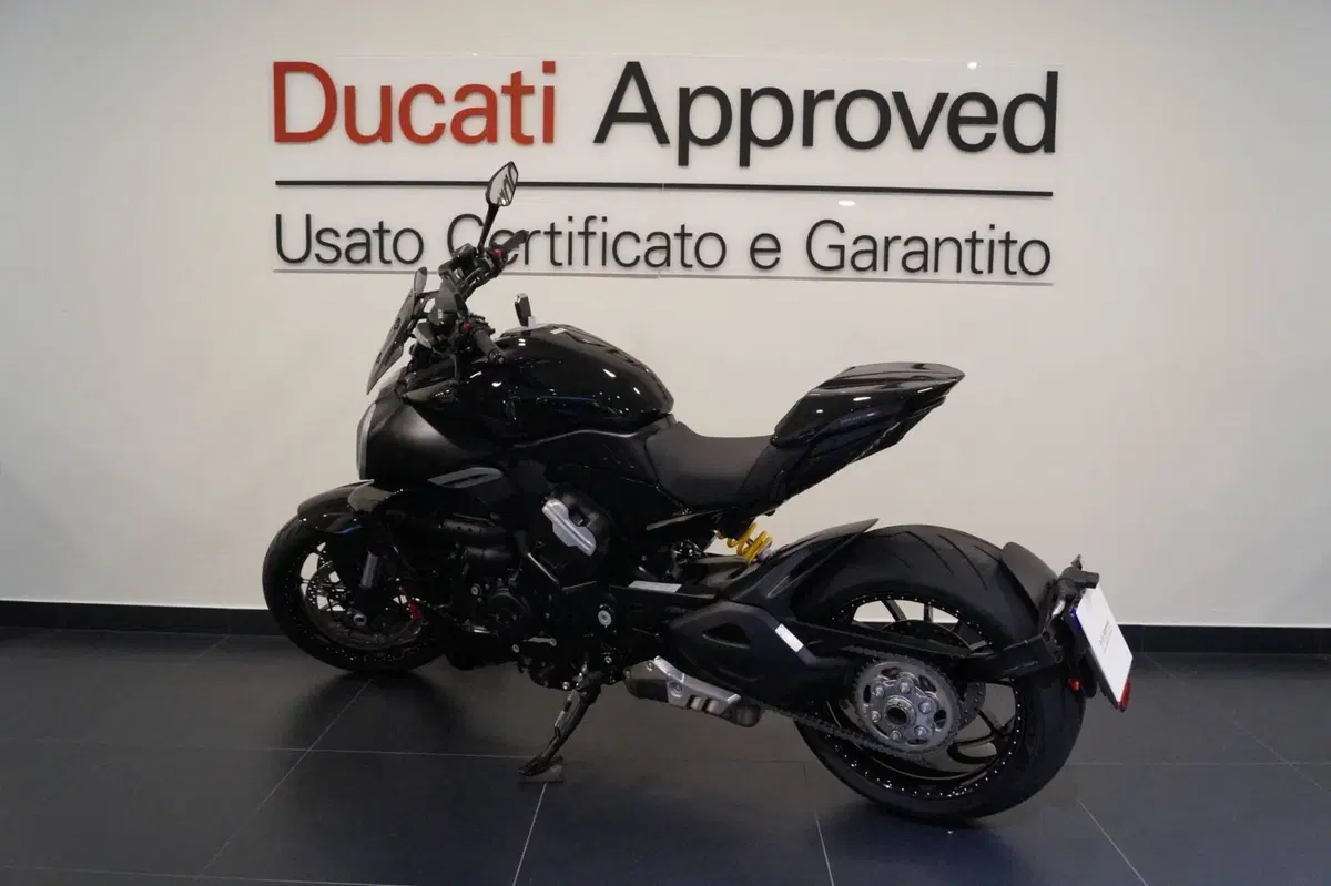 Ducati Diavel V4 (2023 - 26) (3)