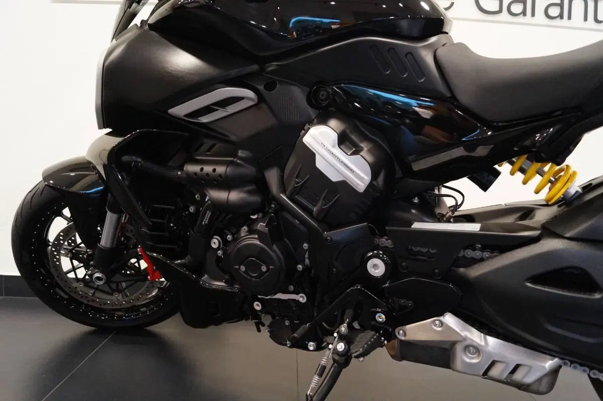 Ducati Diavel V4 (2023 - 26) (9)