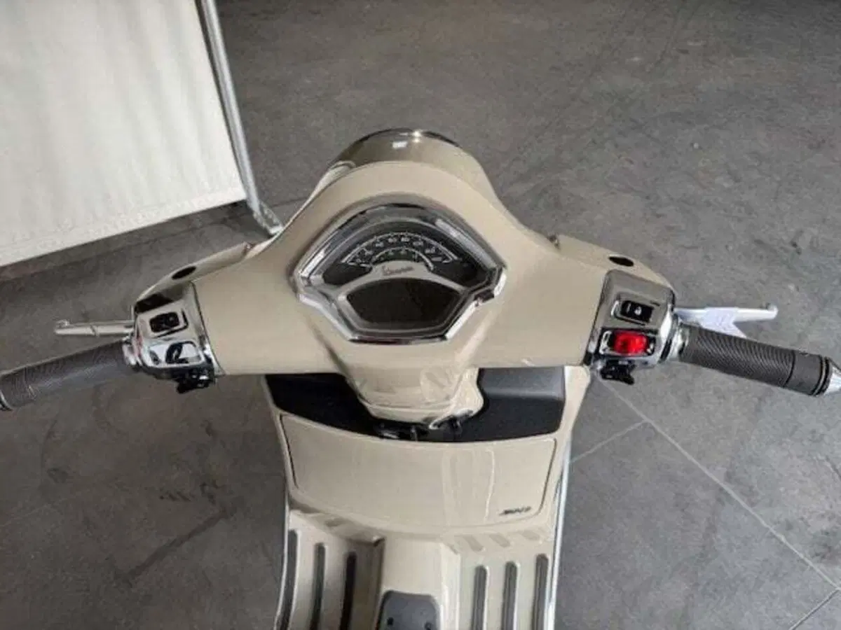 Vespa GTS 310 (2025 - 26) (5)