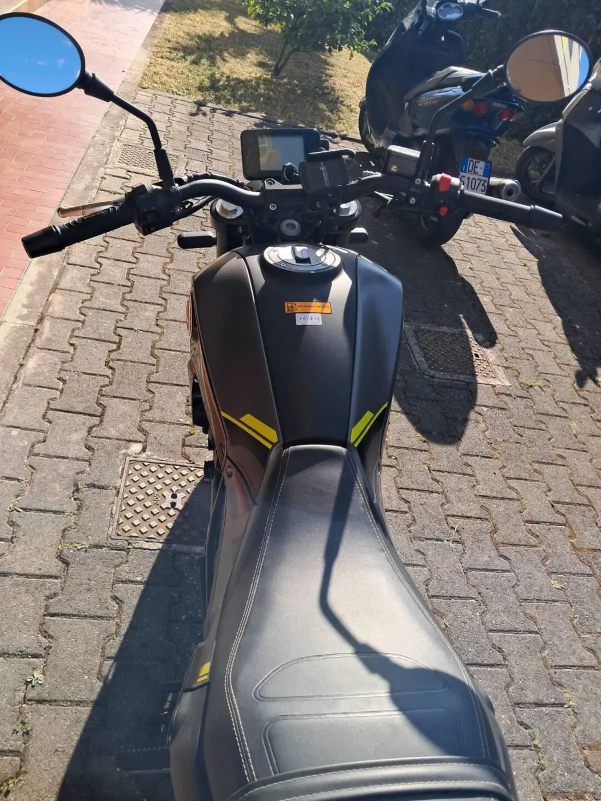 Benelli Leoncino 250 (2021 - 25) (2)