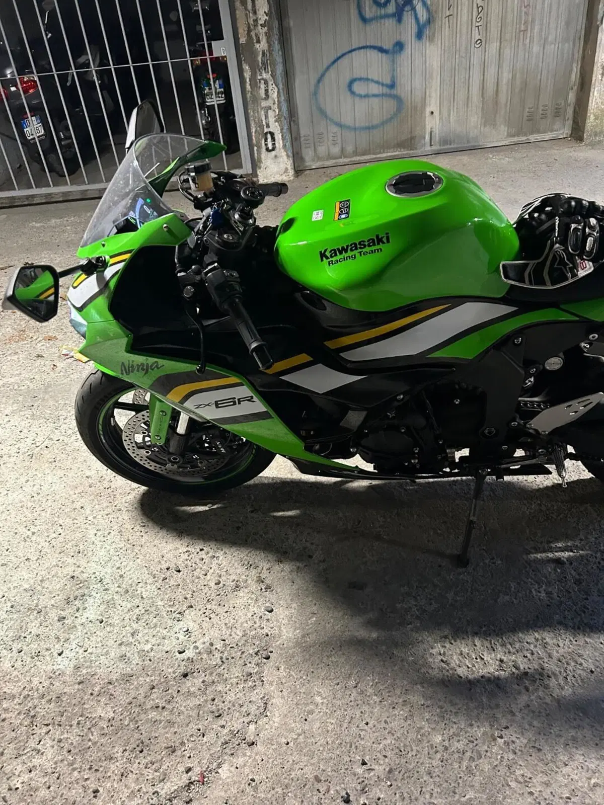 Kawasaki Ninja 636 ZX-6R Performance (2025 - 26) (2)