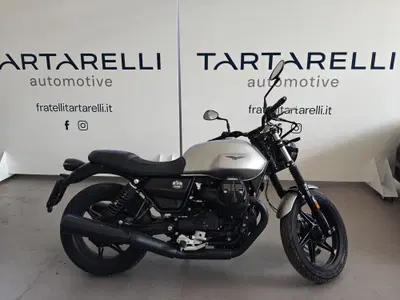 Moto Guzzi V7 Stone (2021 - 24) usata