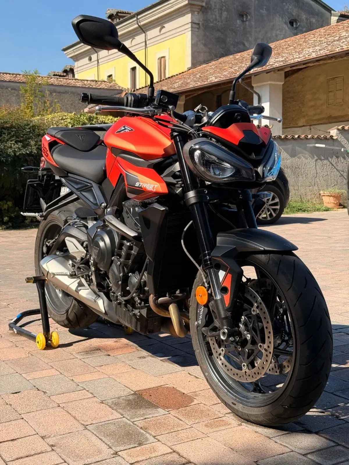 Triumph Street Triple 765 R (2023 - 26) (3)