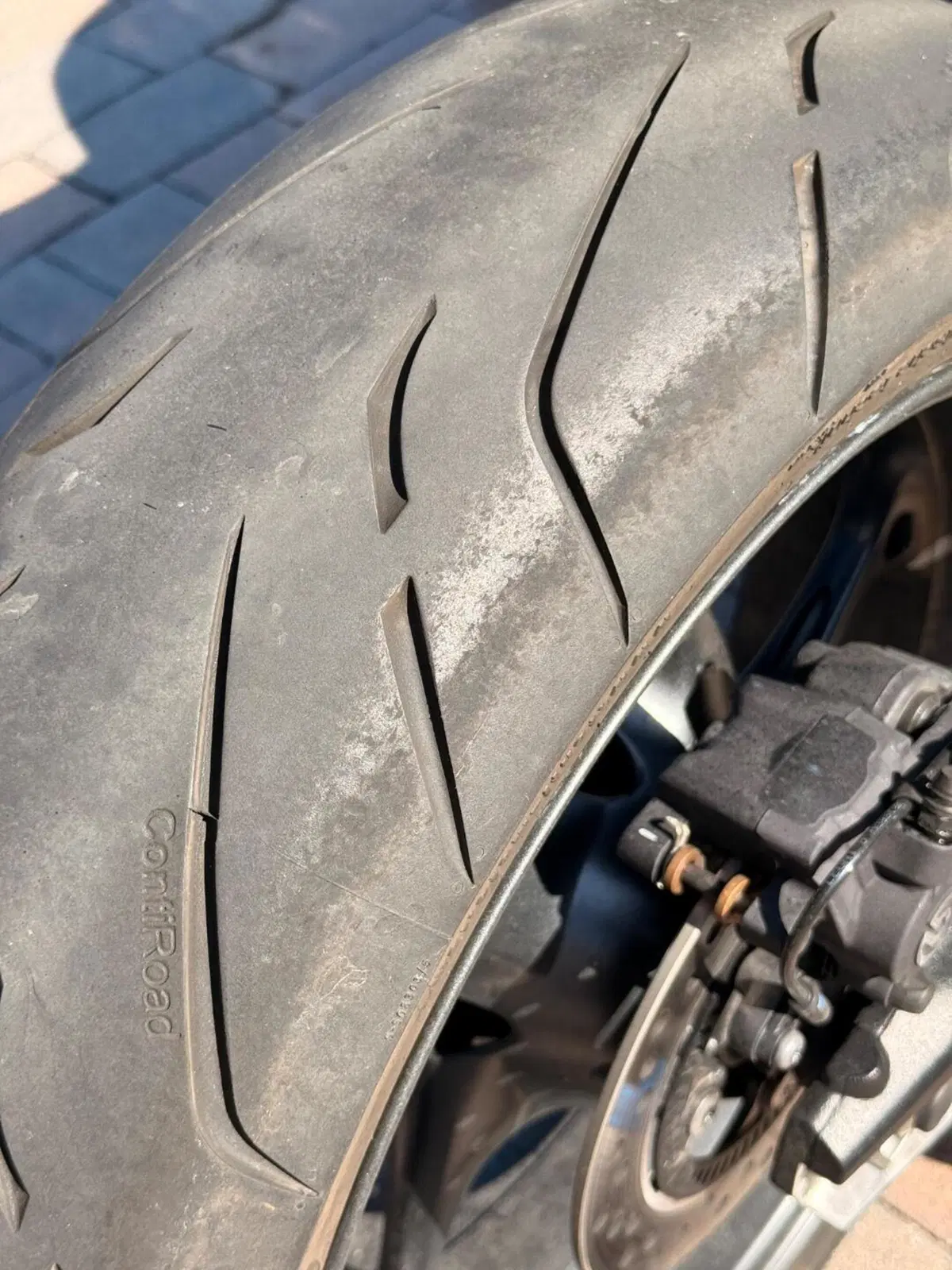 Triumph Street Triple 765 R (2023 - 26) (15)