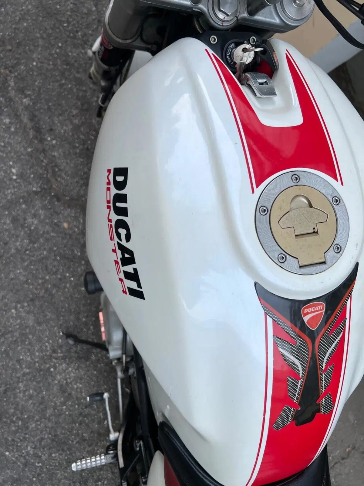 Ducati Monster 600 (1994 - 02) (4)