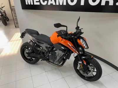 KTM 790 Duke L (2023 - 24) usata