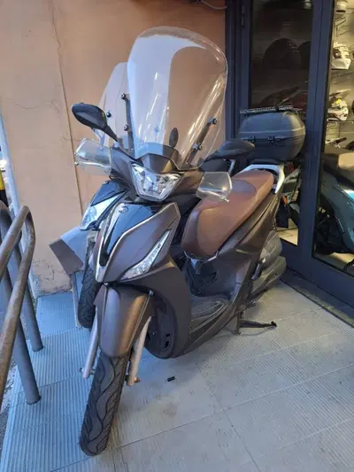 Kymco People 200i S (2021 - 26) usata