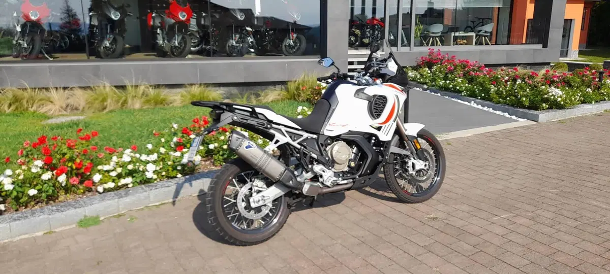 MV Agusta LXP Enduro Veloce (2024 - 25) (2)
