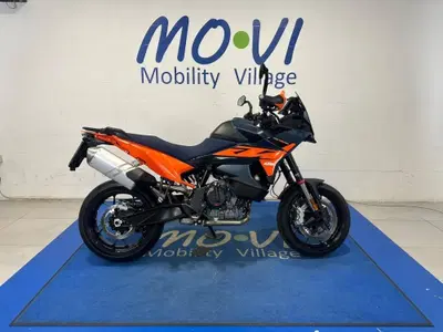 KTM 890 SMT (2026) usata
