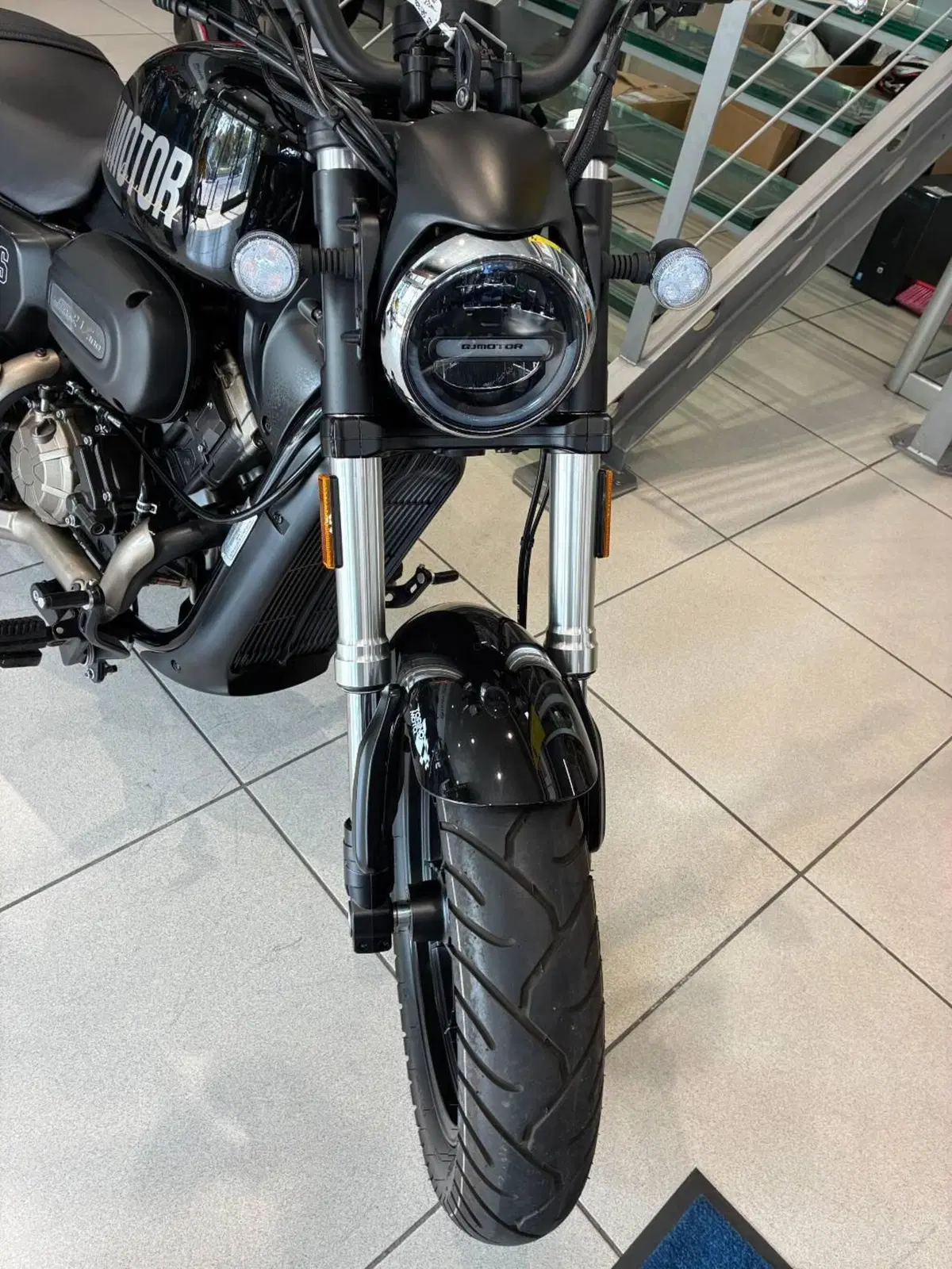 QJ Motor SRV 300 (2023 - 25) (3)