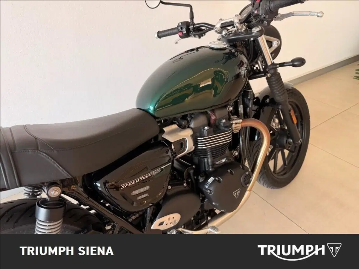 Triumph Speed Twin 900 (2025 - 26) (5)