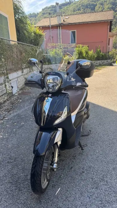Piaggio Beverly 300 ABS-ASR (2021 - 25) usata