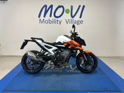 KTM 990 Duke R (2026) usata