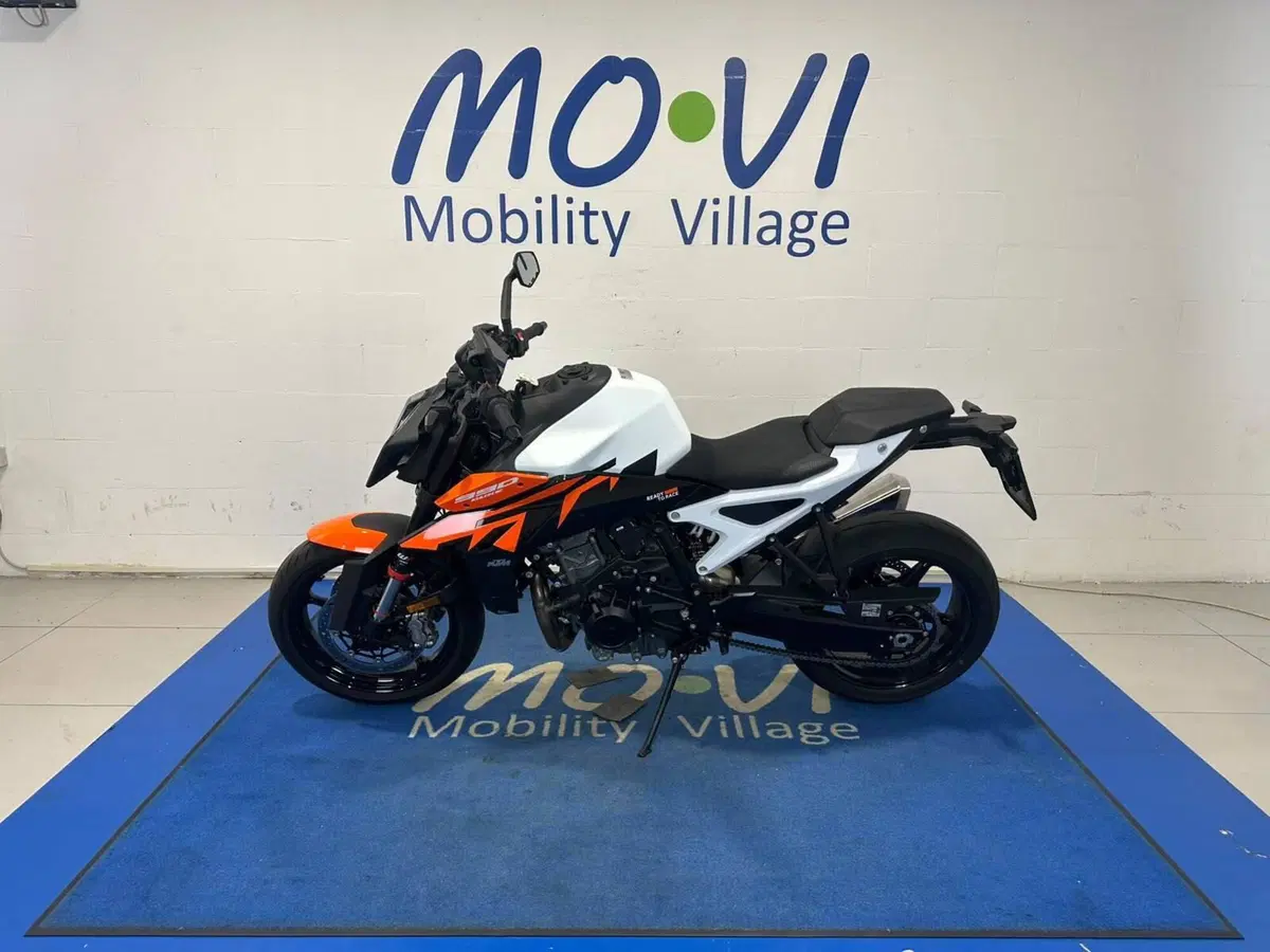KTM 990 Duke R (2026) (6)