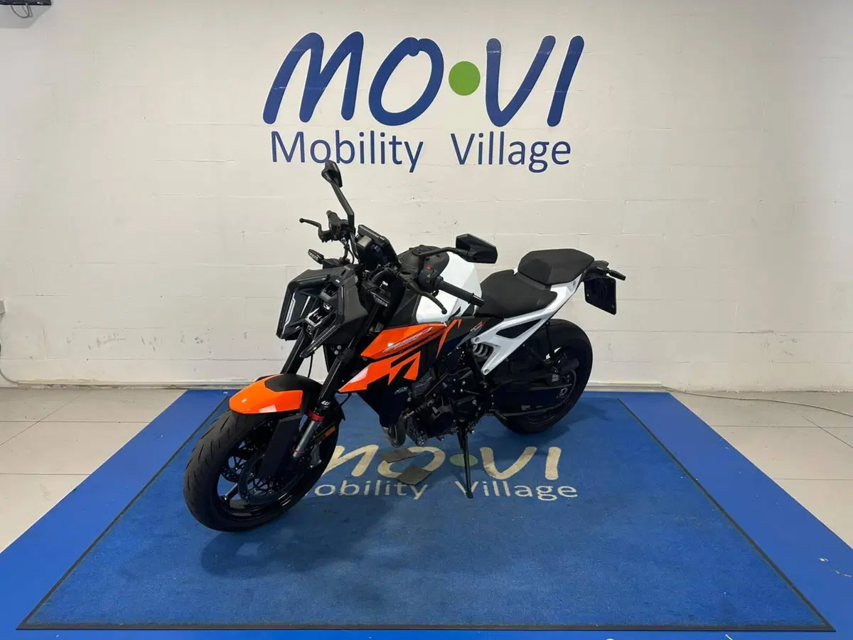KTM 990 Duke R (2026) (5)