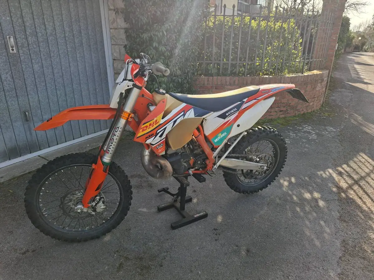 KTM 250 EXC E (2015) (2)
