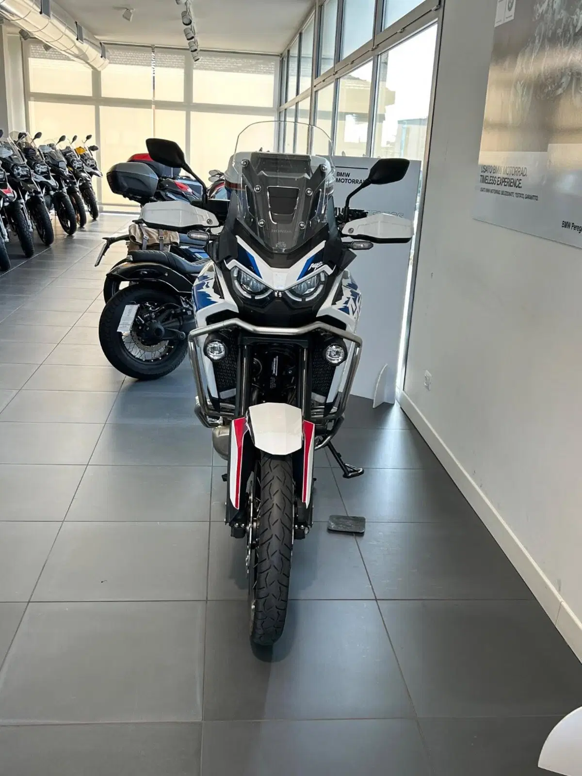 Honda Africa Twin CRF 1100L (2024 - 26) (4)