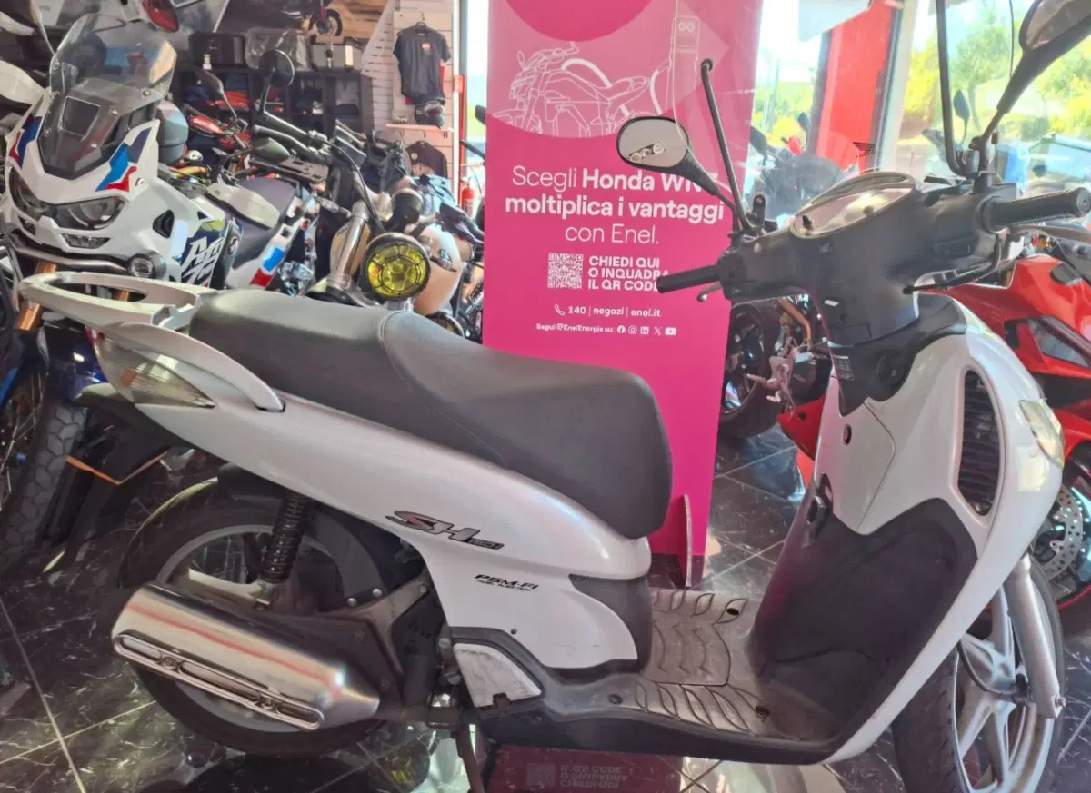 Honda SH 125 i (2009 - 12) (7)