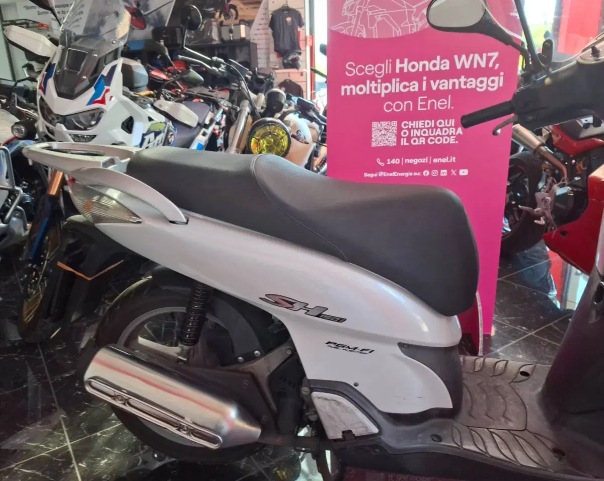 Honda SH 125 i (2009 - 12) (9)