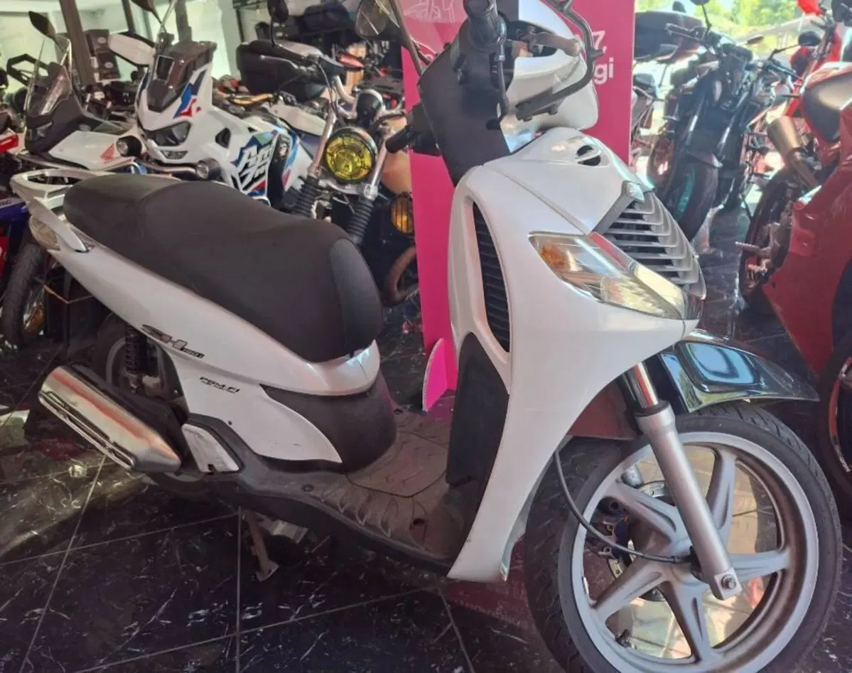 Honda SH 125 i (2009 - 12) (10)