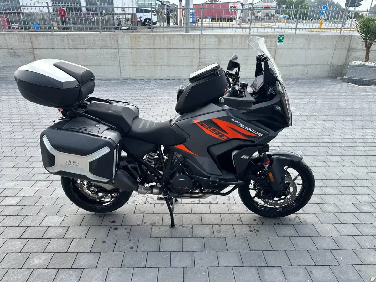 KTM 1290 Super Adventure S (2021 - 25) (2)