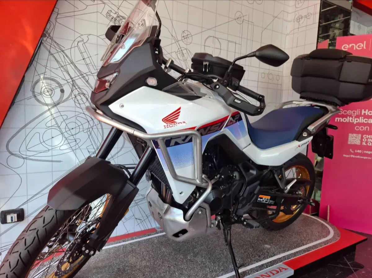 Honda Transalp XL750 (2026) (5)