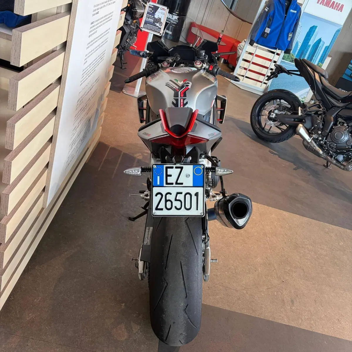 Aprilia RSV4 1100 (2021 - 24) (2)