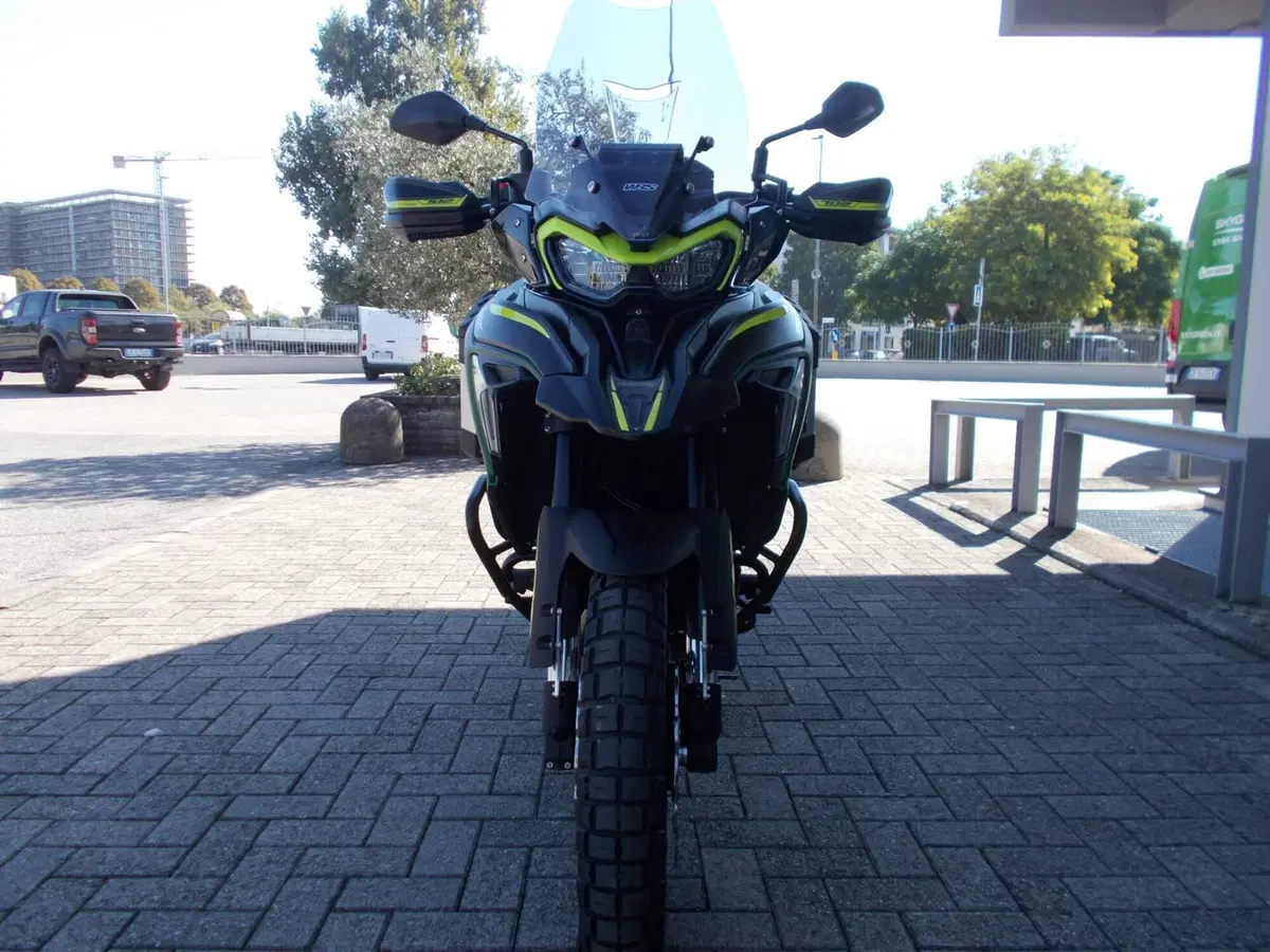 Benelli TRK 702X (2026) (2)