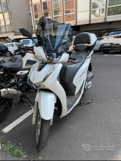 Honda SH 150i (2020 - 23) usata