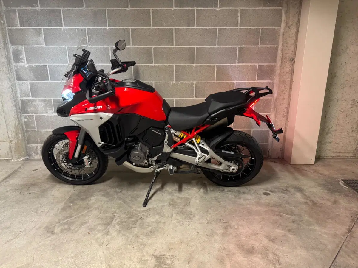Ducati Multistrada V4 (2021 - 24) (2)