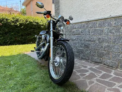 Harley-Davidson 883 (2008 - 09) - XL usata