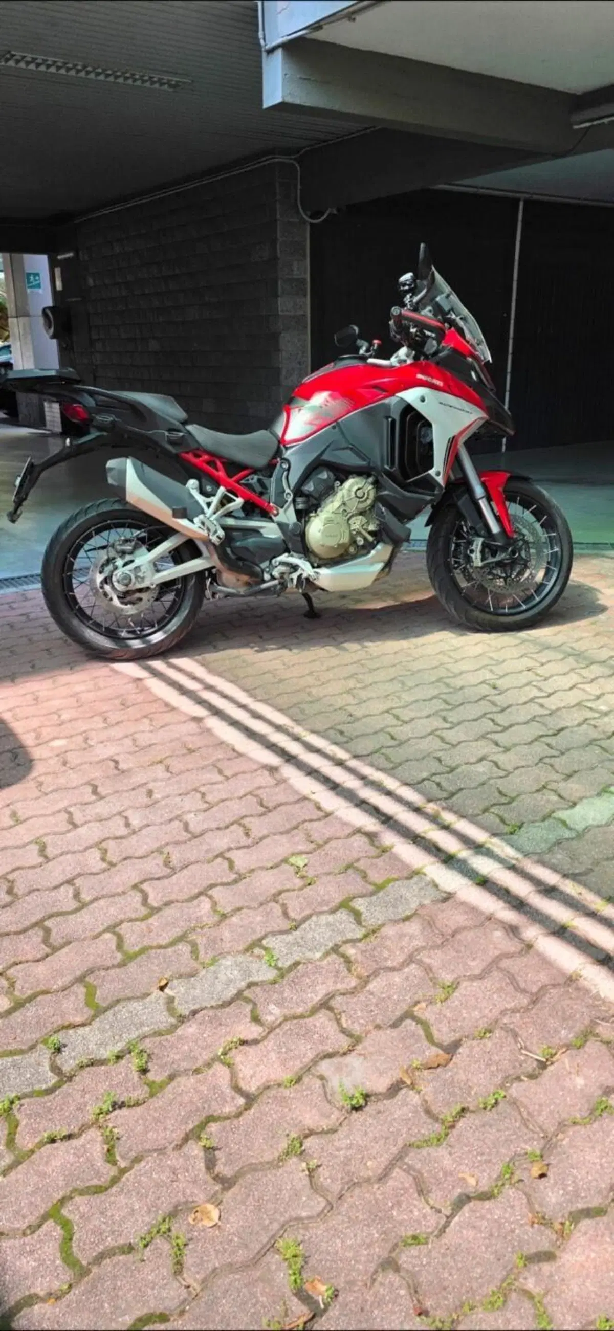 Ducati Multistrada V4 (2021 - 24) (2)
