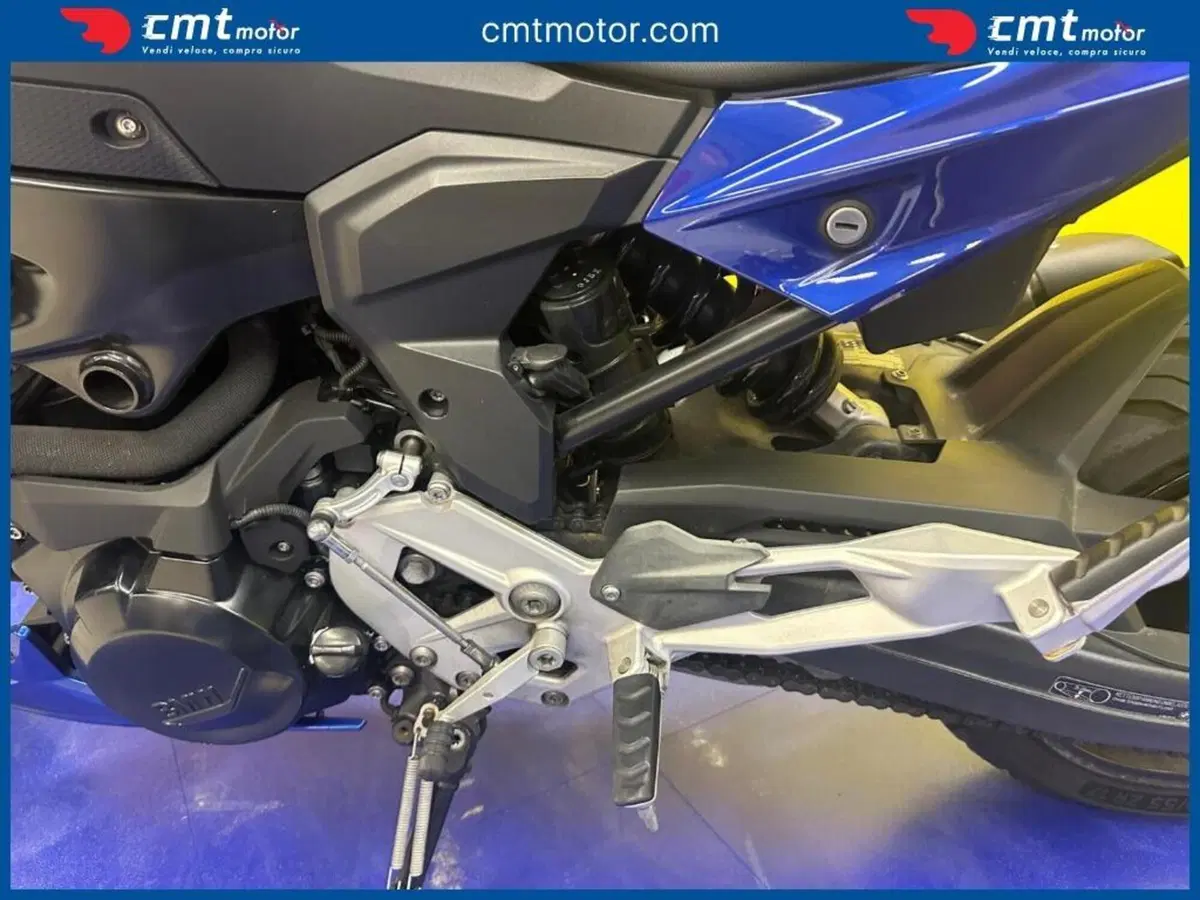 Bmw F 900 R (2021 - 24) (11)