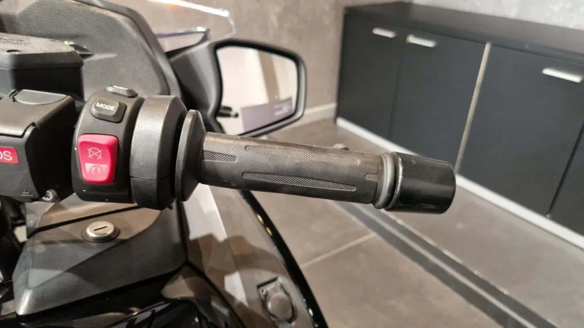 Bmw R 1250 RT (2021 - 25) (8)