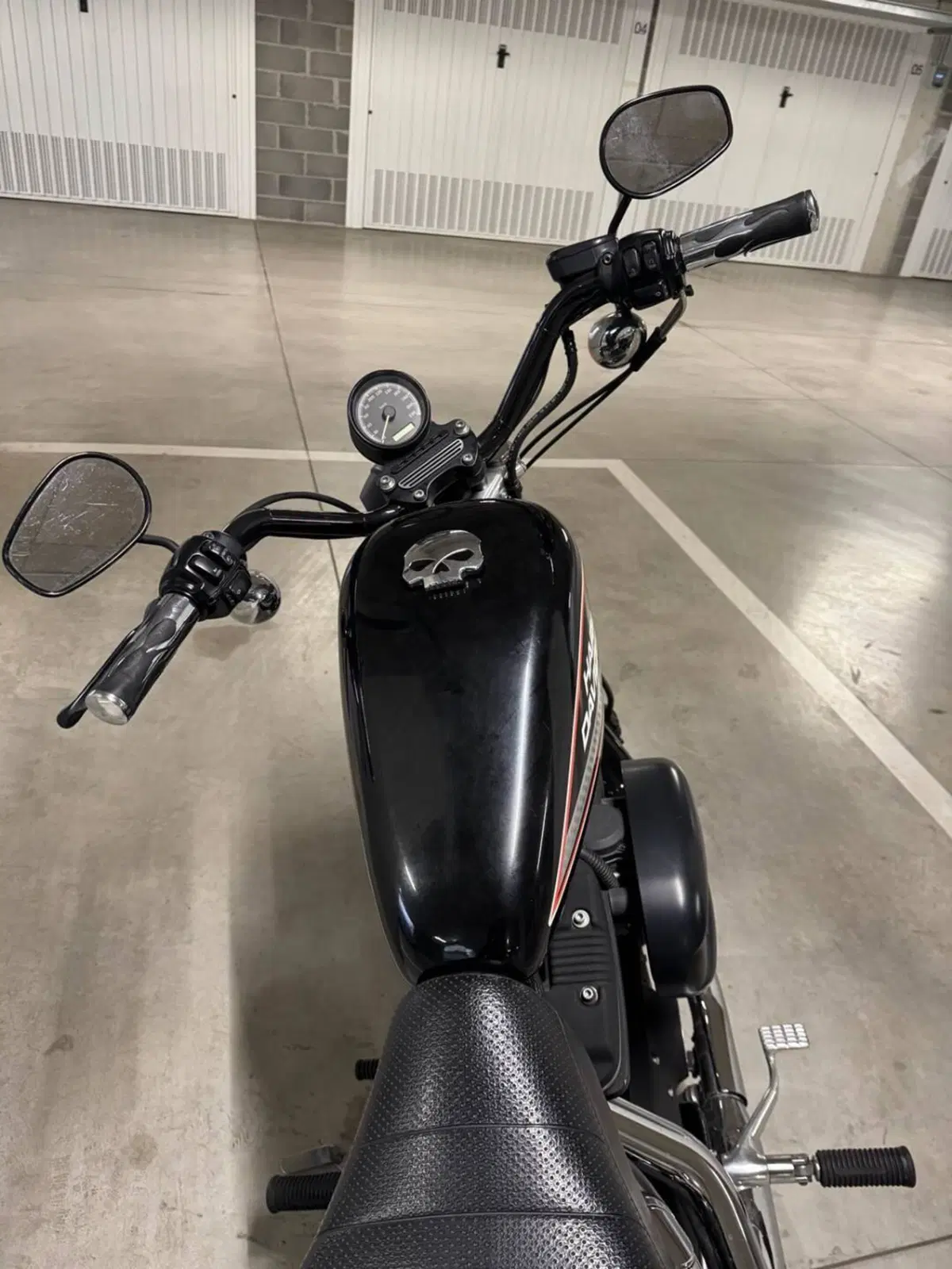 Harley-Davidson 883 R (2004 - 05) - XL 883R (5)