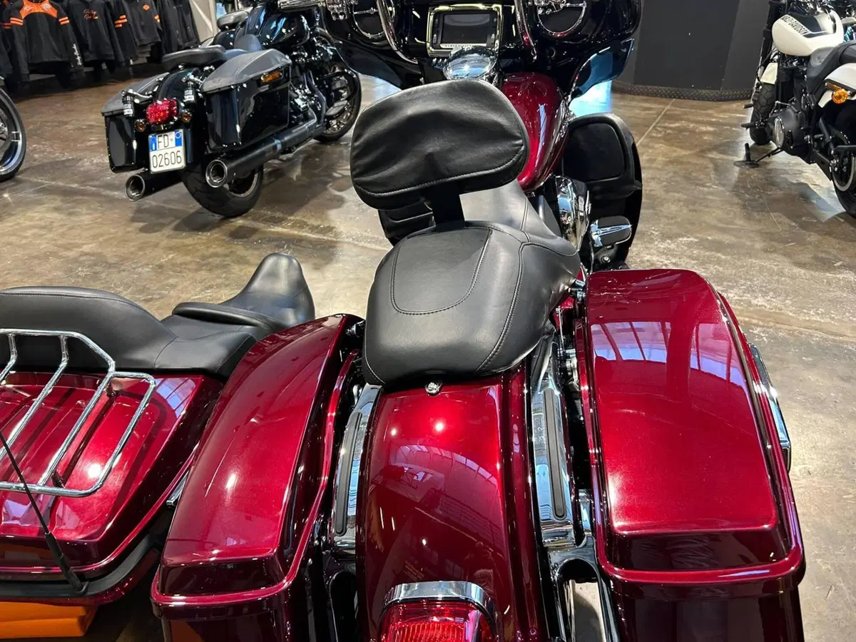 Harley-Davidson 107 Electra Glide Ultra Limited (2017 - 18) - FLHTK (6)