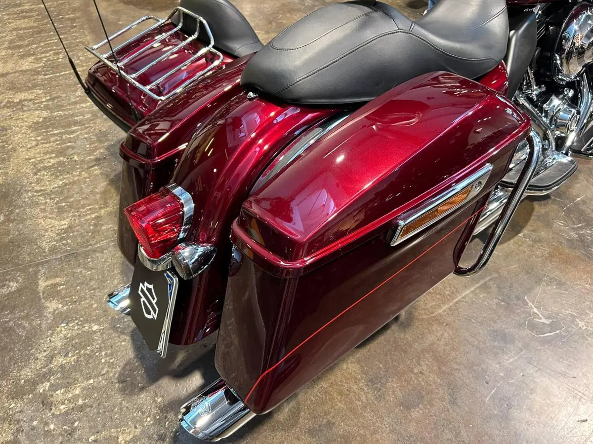 Harley-Davidson 107 Electra Glide Ultra Limited (2017 - 18) - FLHTK (9)