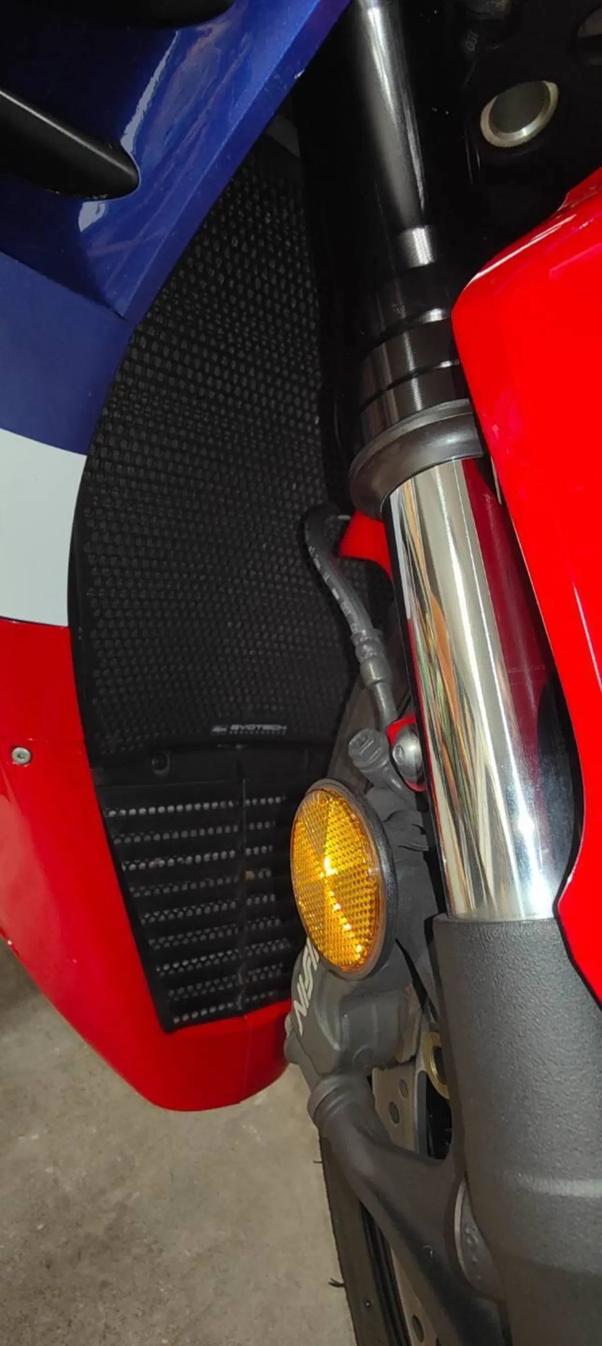 Honda CBR 1000 RR-R Fireblade (2020 - 21) (4)