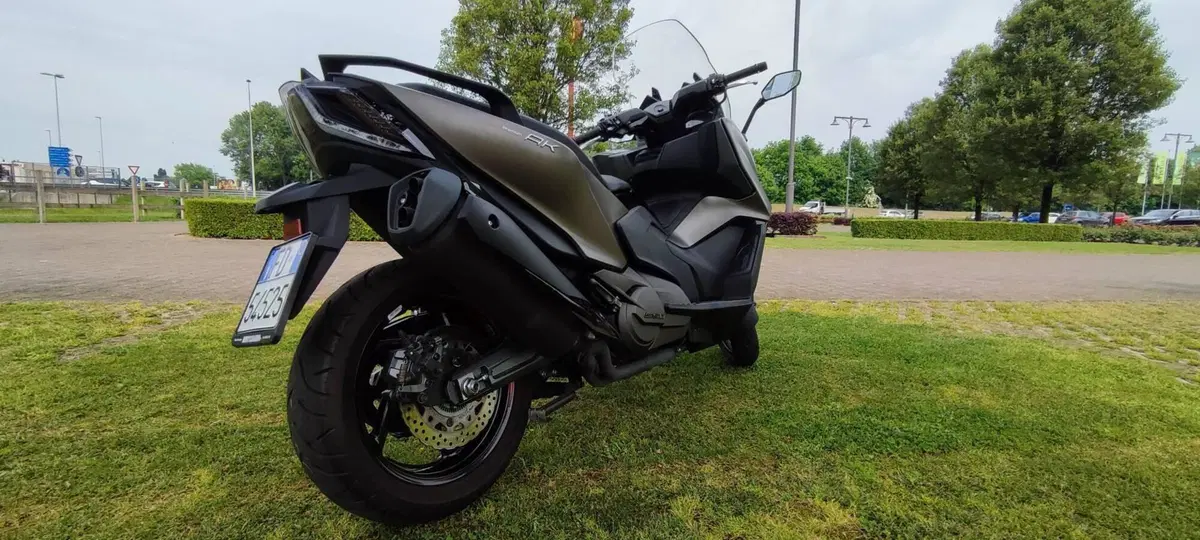 Kymco AK 550 Premium (2023 - 25) (3)