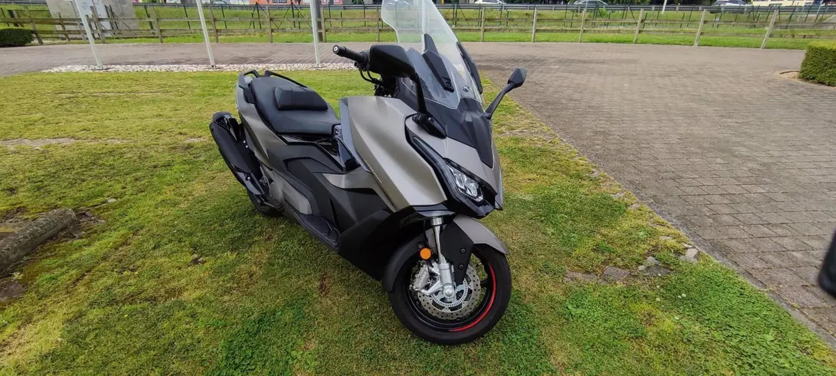 Kymco AK 550 Premium (2023 - 25) (4)