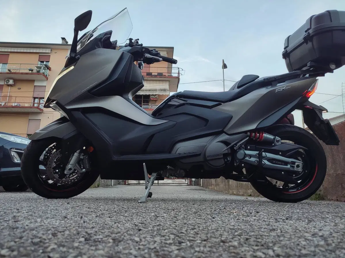 Kymco AK 550 Premium (2023 - 25) (11)