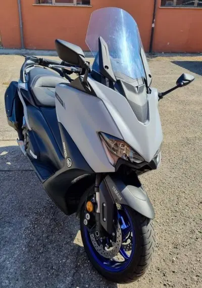 Yamaha T-Max 560 (2020 - 21) usata